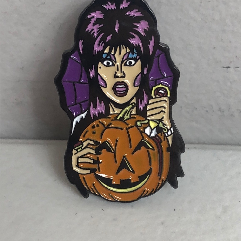 Elvira Mistress Of The Dark Hat Pin Pins Hats Hatpin Bag Lapel